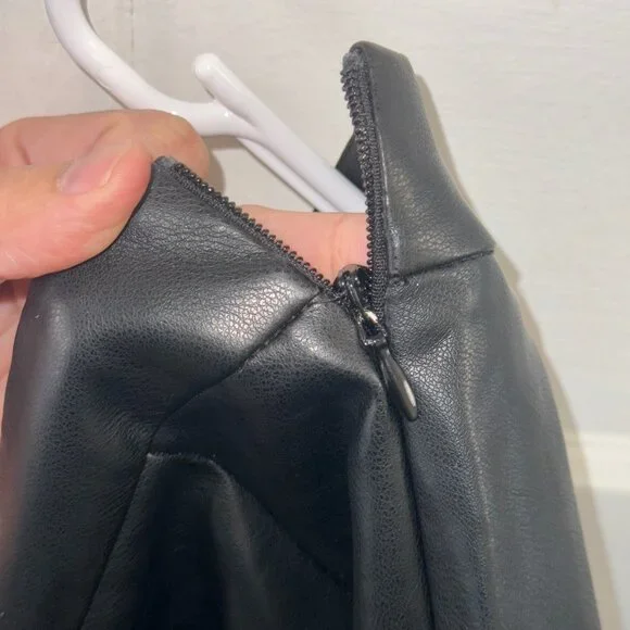 NEW Miss Selfridge faux leather kilt in black - Picture 10 of 10